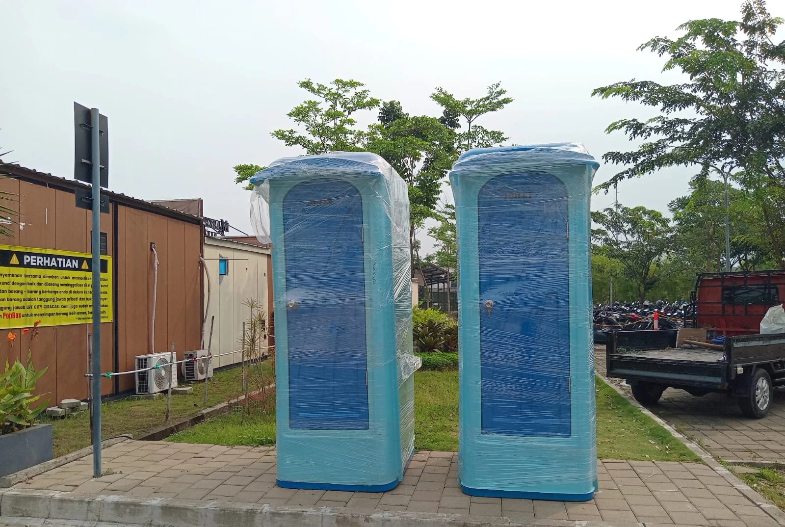 Toilet portable murah berkualitas dari PT Bioklin Teknologi Cemerlang