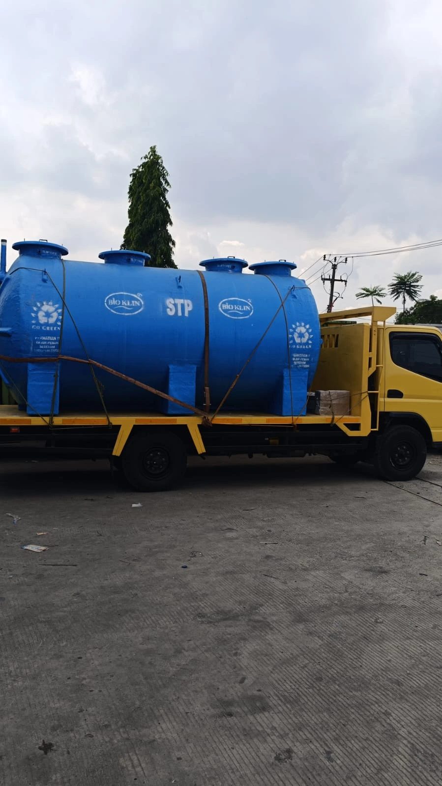 Kontraktor STP profesional mengerjakan instalasi tangki tanam