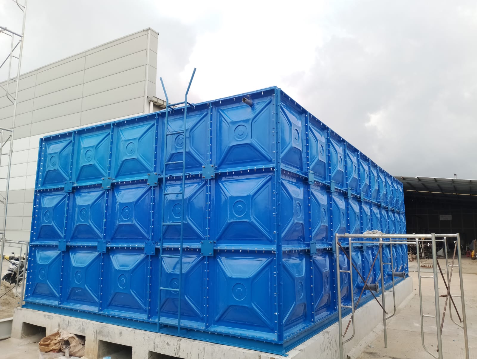 water storage tank FRP industri kapasitas besar
